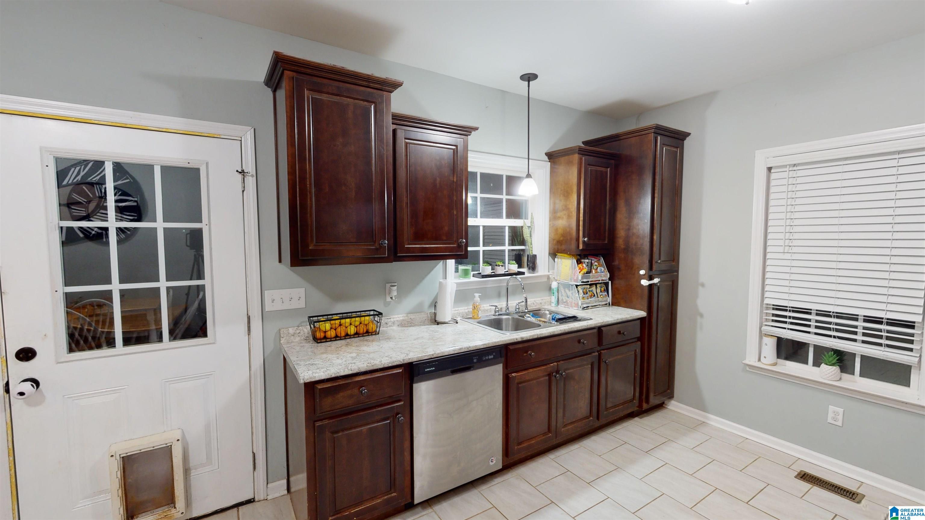 571 Deans Ferry Road Hayden, AL 35079 - Photo 11 of 50