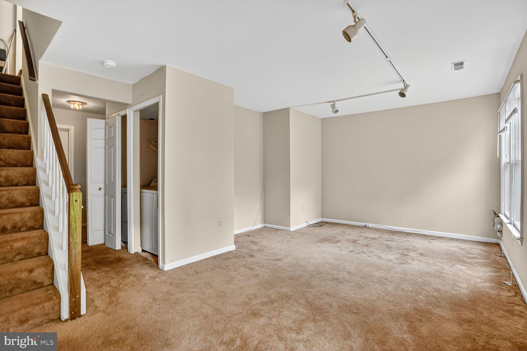 13920 Baton Rouge Court Centreville, VA 20121 - Photo 21 of 24 a view of an empty room