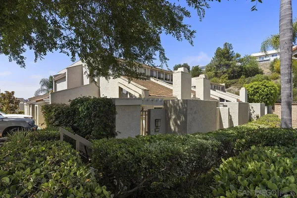$3,750 | 6186 Caminito Baeza, San Diego, CA 92122