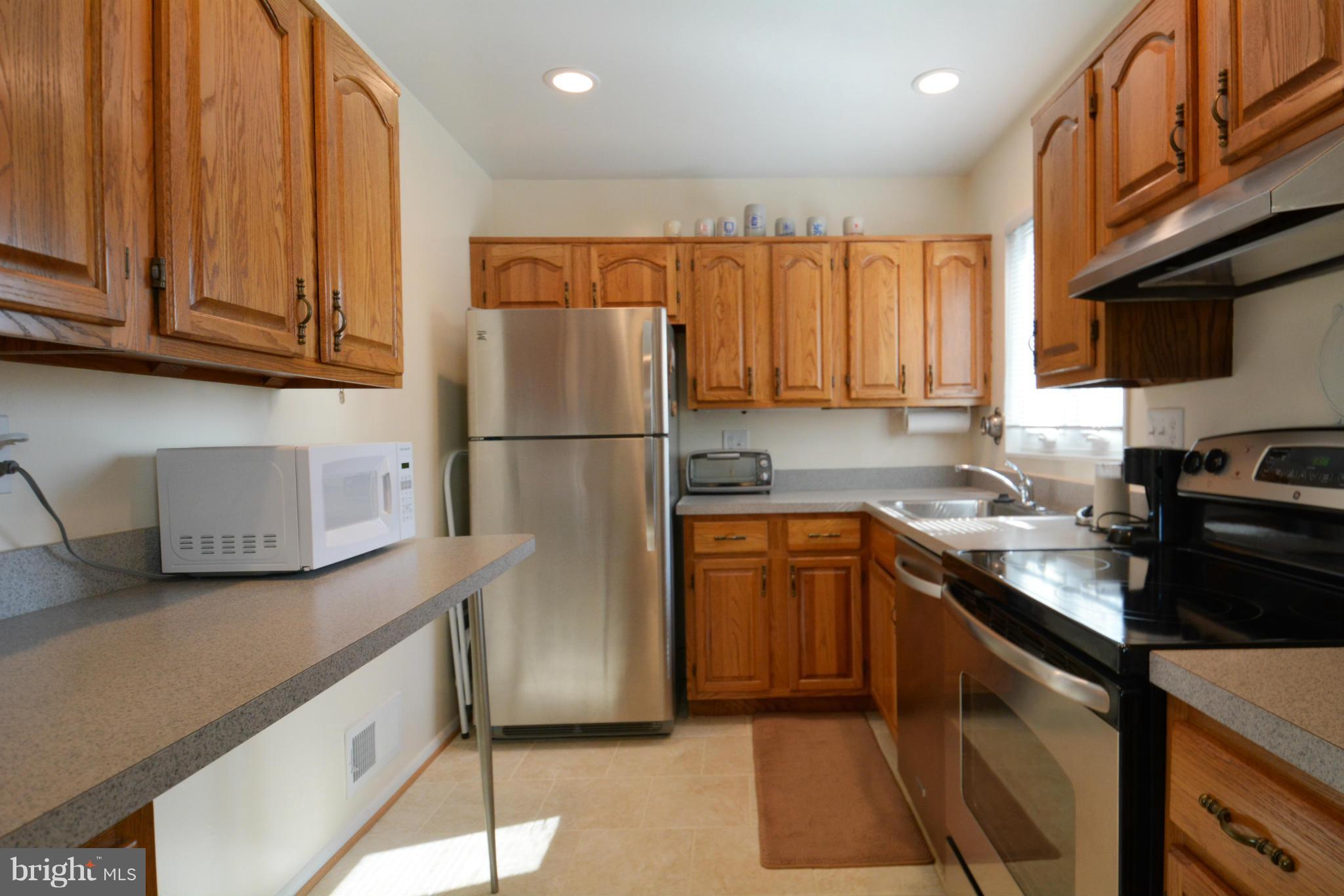 7515 Axton Street Springfield, VA 22151 - Photo 10 of 30 Kitchen