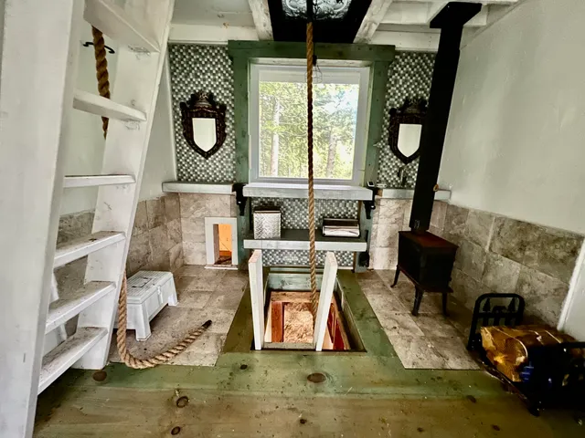 $99,000 | 10 Angel Lane, Medford, ME 04463