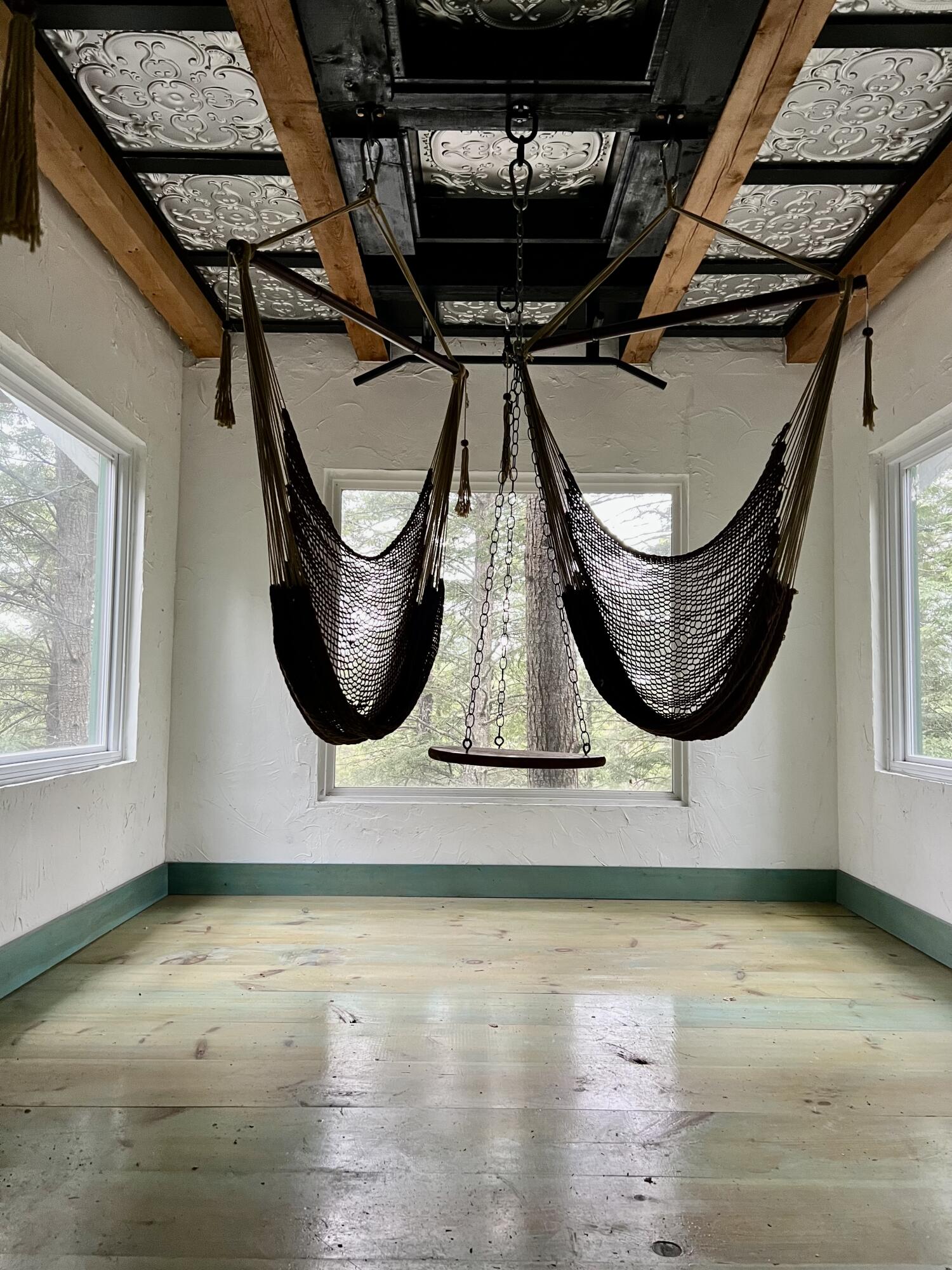 10 Angel Lane Medford, ME 04463 - Photo 30 of 50 Living Room Space 2nd Floor