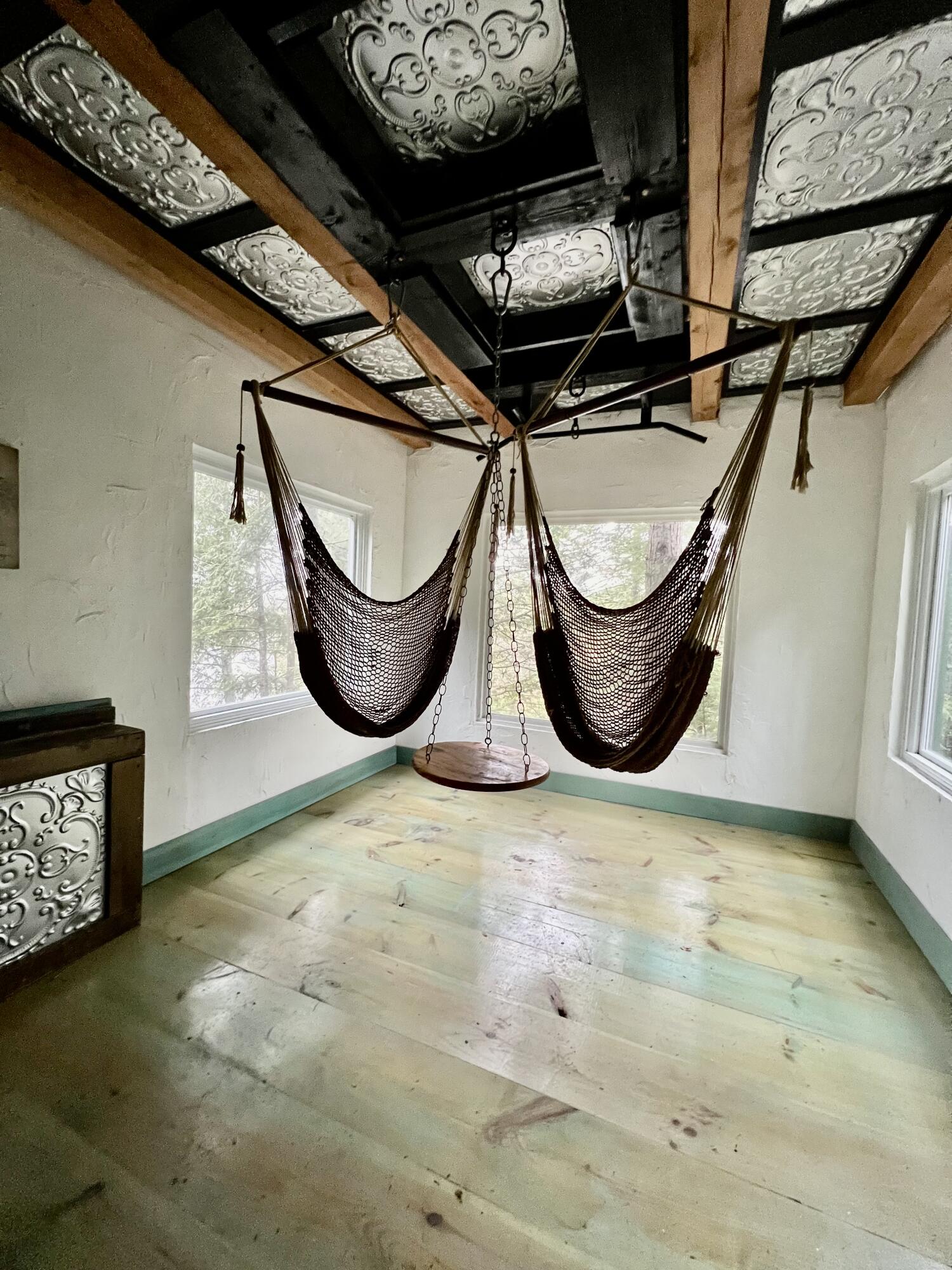 10 Angel Lane Medford, ME 04463 - Photo 31 of 50 Living Room