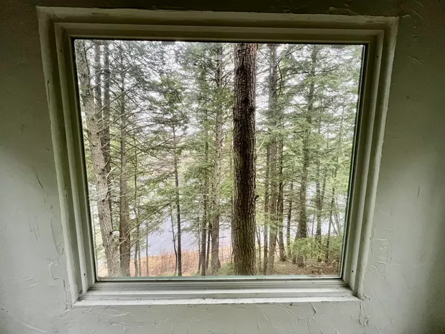 $99,000 | 10 Angel Lane, Medford, ME 04463