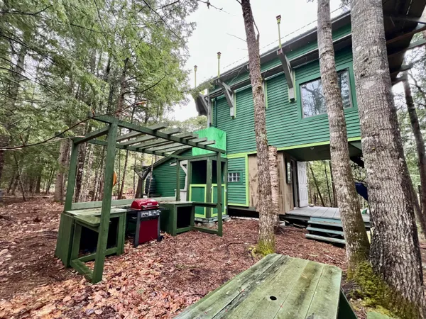$89,900 | 10 Angel Lane, Medford, ME 04463