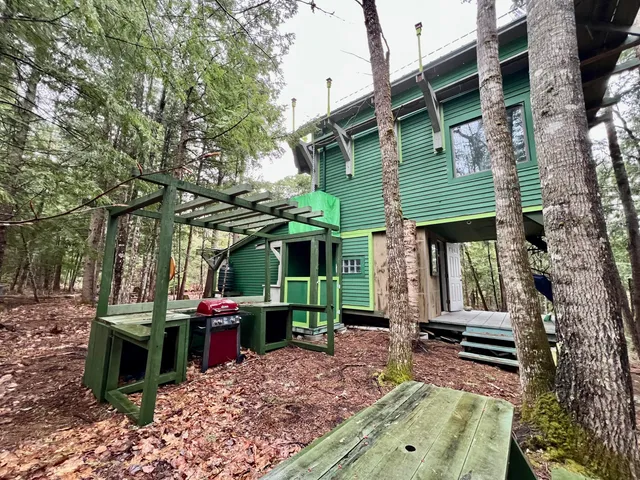 $99,000 | 10 Angel Lane, Medford, ME 04463