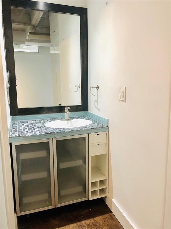 2016 Main Street, Unit 1822 Houston, TX 77002 - Photo 9 of 20 a view of washer and dryer