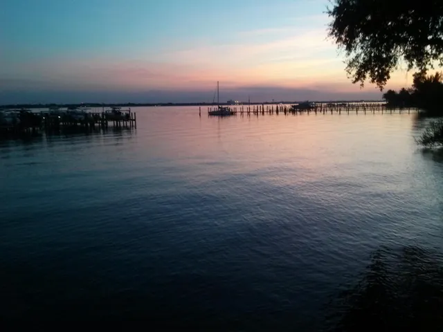 $304,999 | 1600 Northeast Dixie Highway, Unit 9102, Jensen Beach, FL 34957