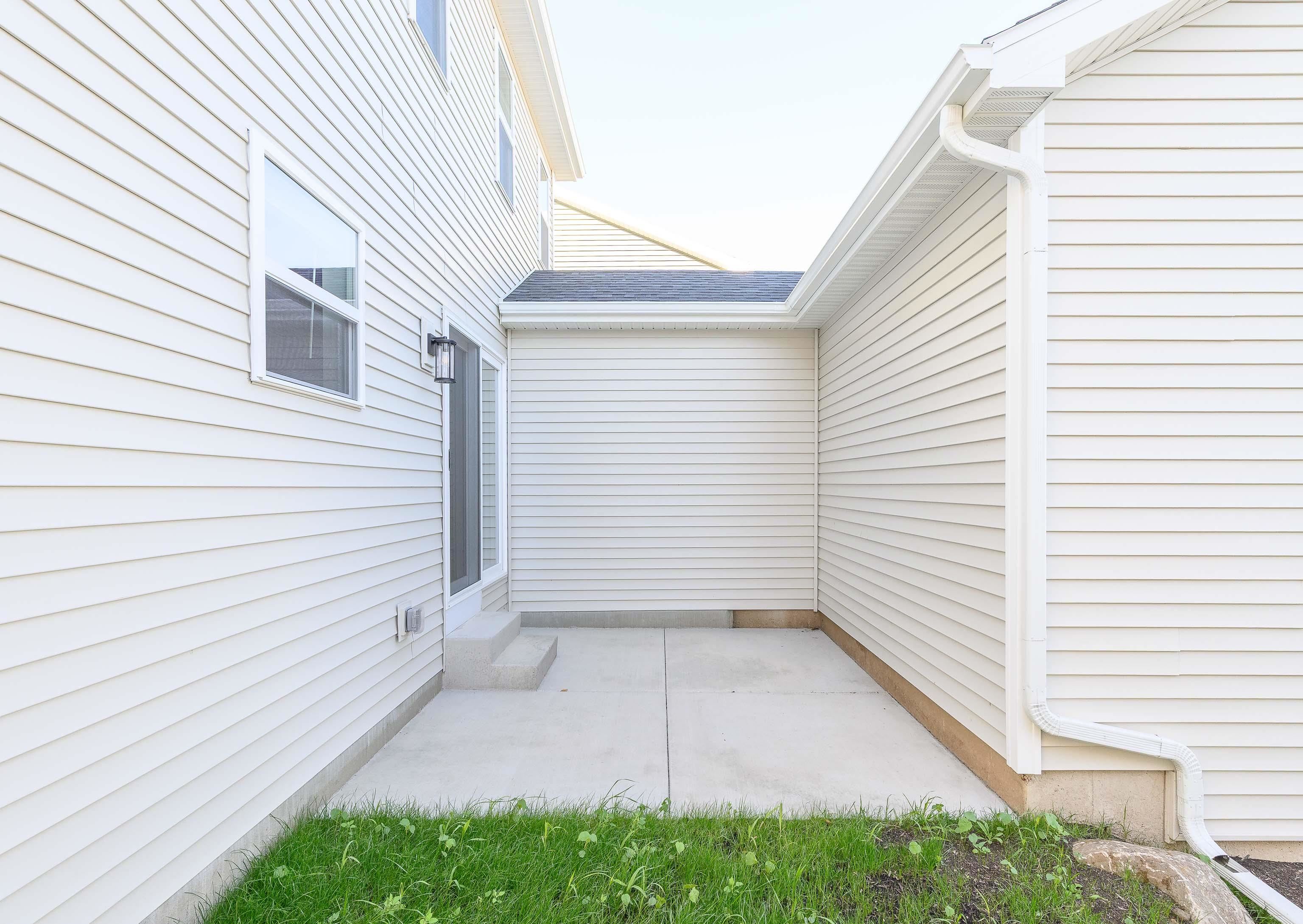 1090 Tundra Oregon, WI 53575 - Photo 17 of 18