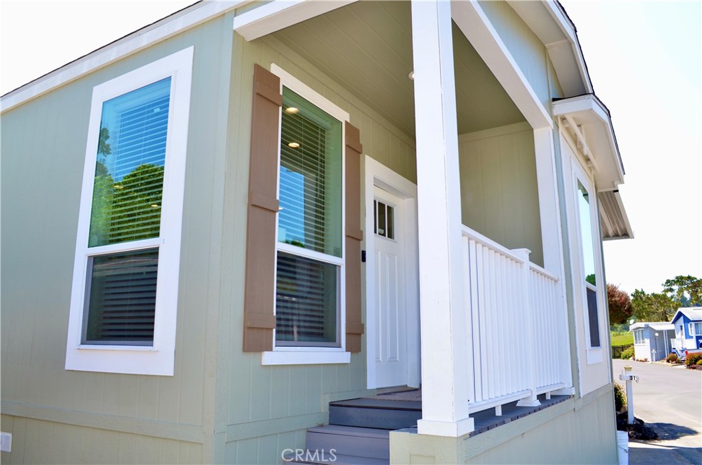 1226 Main Street, Unit 31 Cambria, CA 93428 - Photo 8 of 52 a view of balcony and deck