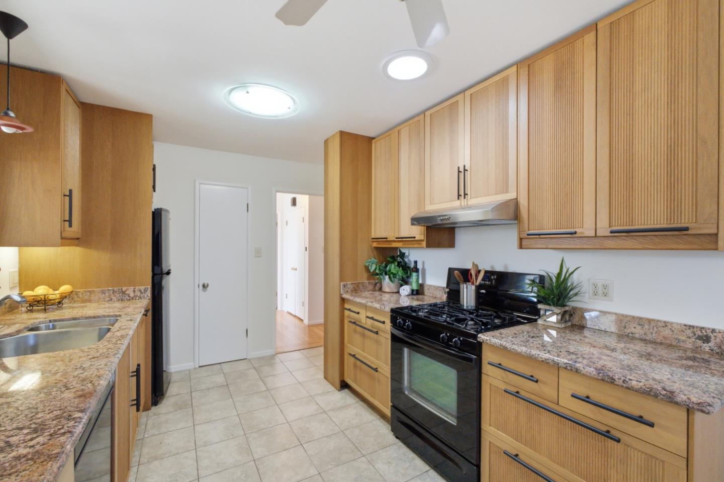 2111 Orchard Street Santa Rosa, CA 95404 - Photo 23 of 40