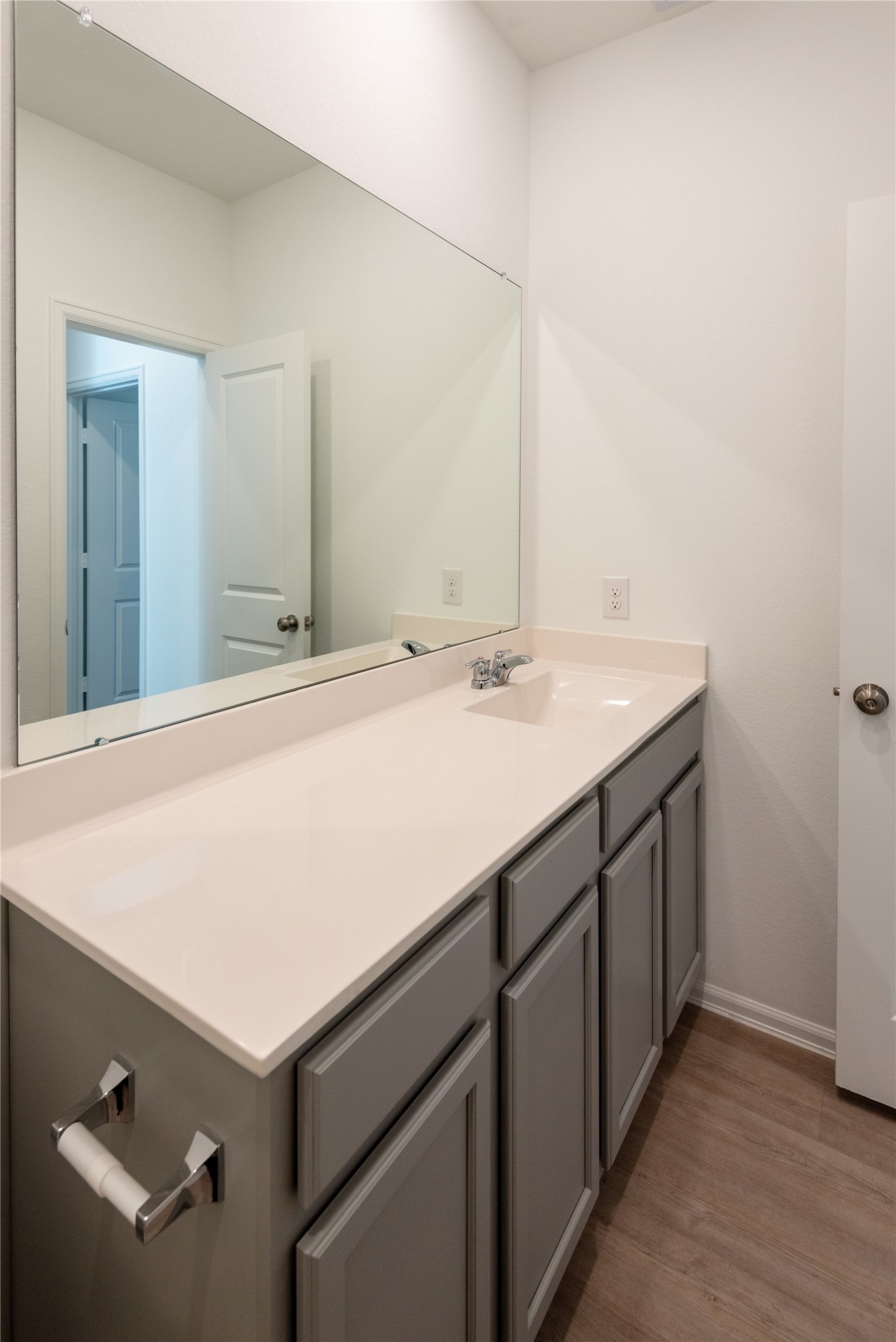 5311 Winding Strm Drive Rosenberg, TX 77469 - Photo 13 of 16 Second Bath