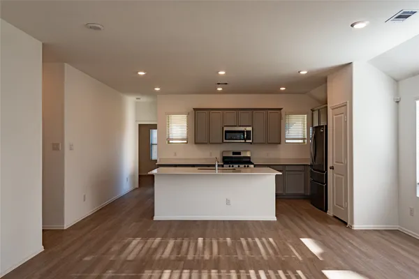 $1,950 | 5311 Winding Strm Drive, Rosenberg, TX 77469