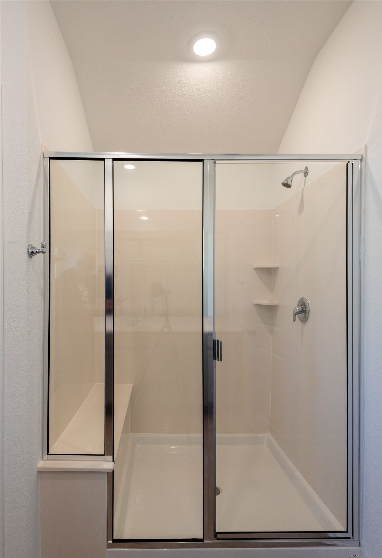 5311 Winding Strm Drive Rosenberg, TX 77469 - Photo 6 of 16 Primary Bath - spacious shower enclosure