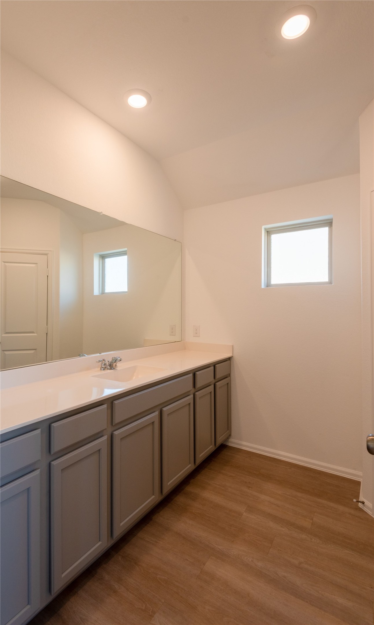 5311 Winding Strm Drive Rosenberg, TX 77469 - Photo 7 of 16 Primary Bath