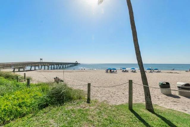 $435,900 | 961 Southeast 20th Avenue, Unit 308, Deerfield Beach, FL 33441