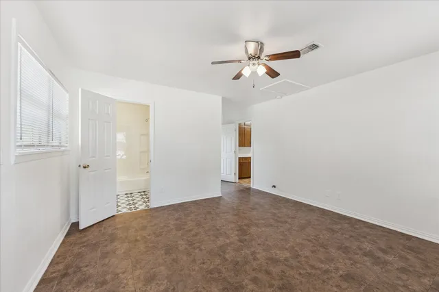 $289,000 | 2107 Wayside Drive, Brenham, TX 77833