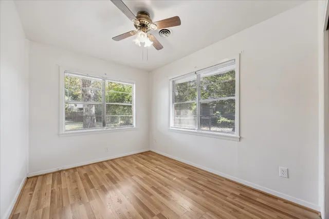 $289,000 | 2107 Wayside Drive, Brenham, TX 77833