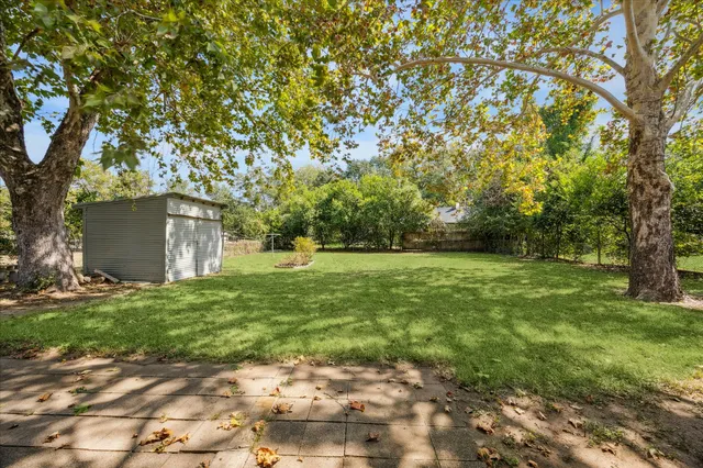 $289,000 | 2107 Wayside Drive, Brenham, TX 77833