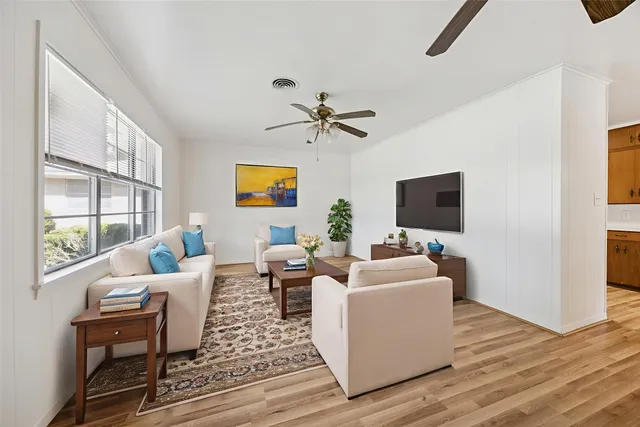 $289,000 | 2107 Wayside Drive, Brenham, TX 77833