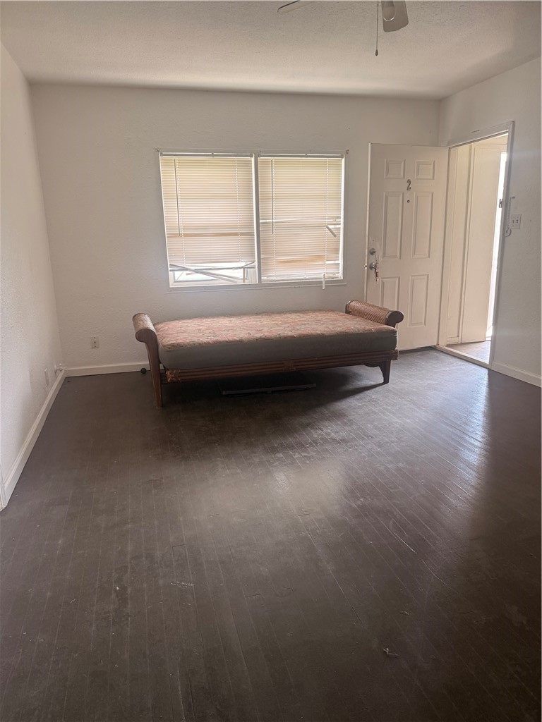 2107 16th Street, Unit 2 Corpus Christi, TX 78404 - Photo 3 of 7