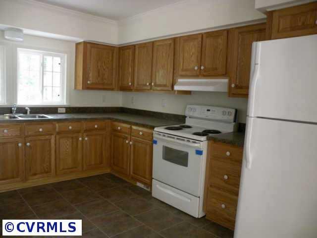 8841 South Genito Road Jetersville, VA 23083 - Photo 4 of 6 Gallery Image 4