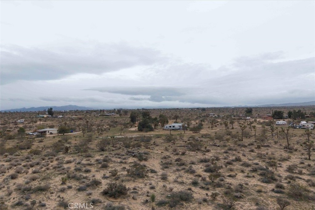 57726 Starlight Mesa Road Yucca Valley, CA 92284 - Photo 48 of 75 an aerial view of multiple house