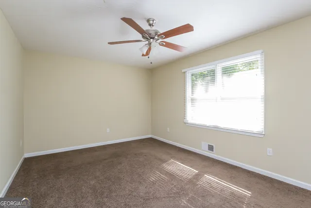 $1,560 | 294 Oak Landing Circle, Douglasville, GA 30134