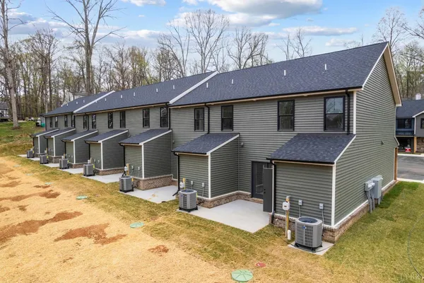 $289,900 | 1030 Wythe Drive, Forest, VA 24551
