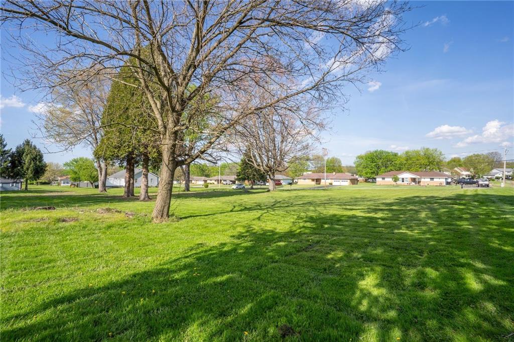 856 Wilhelm Road Hermitage, PA 16148 - Photo 7 of 12