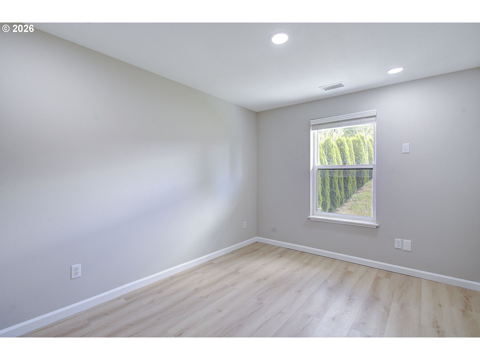 154 Graystone Road Kalama, WA 98625 - Photo 22 of 32 Bedroom