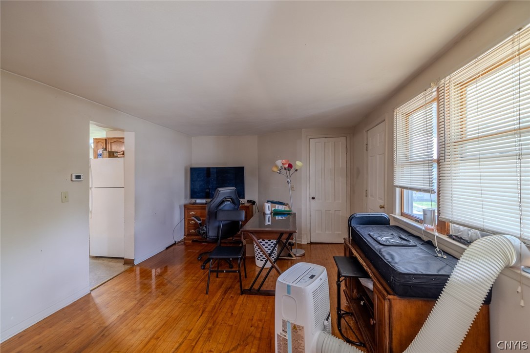 1406 Butternut Street Syracuse, NY 13208 - Photo 29 of 42
