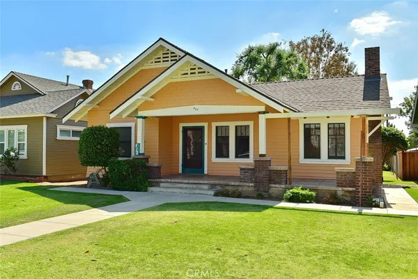 $3,500 | 470 West Center Street, Covina, CA 91723
