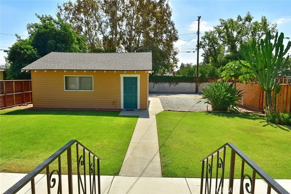 $3,500 | 470 West Center Street, Covina, CA 91723