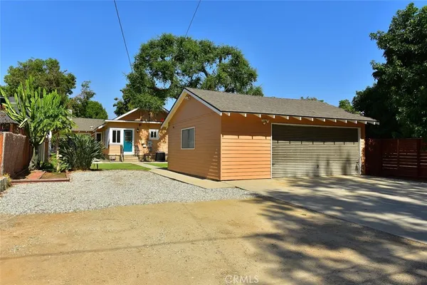 $3,500 | 470 West Center Street, Covina, CA 91723