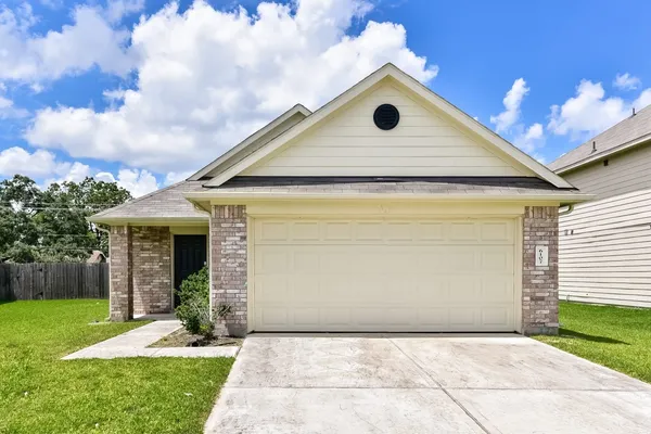 $1,749 | 6107 El Granate Drive, Houston, TX 77048