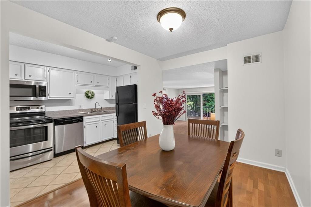 3608 Gillham Road, Unit 26 Kansas City, MO 64111 - Photo 27 of 45