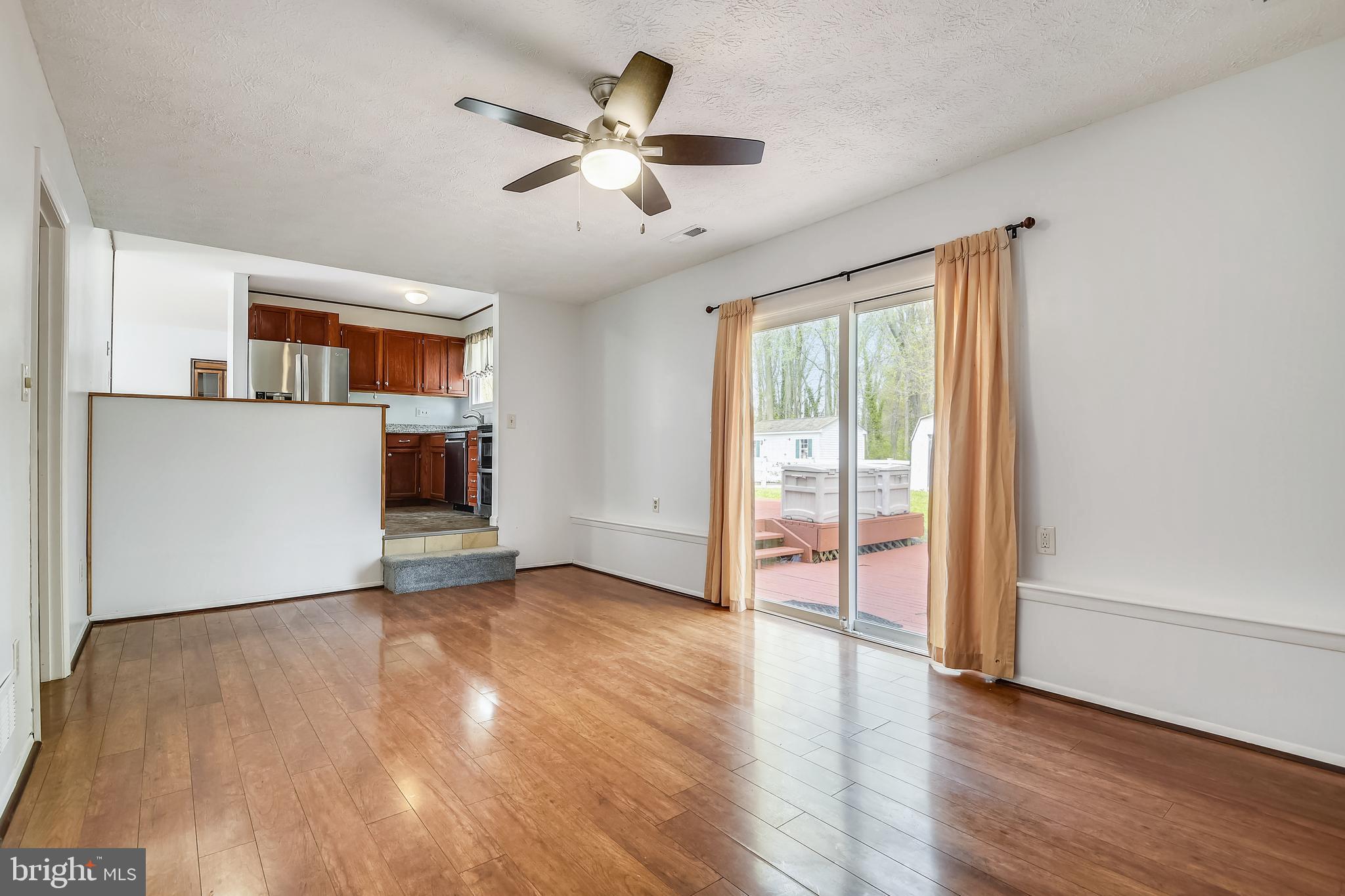 7112 Oliver Beach Road Baltimore, MD 21220 - Photo 14 of 35