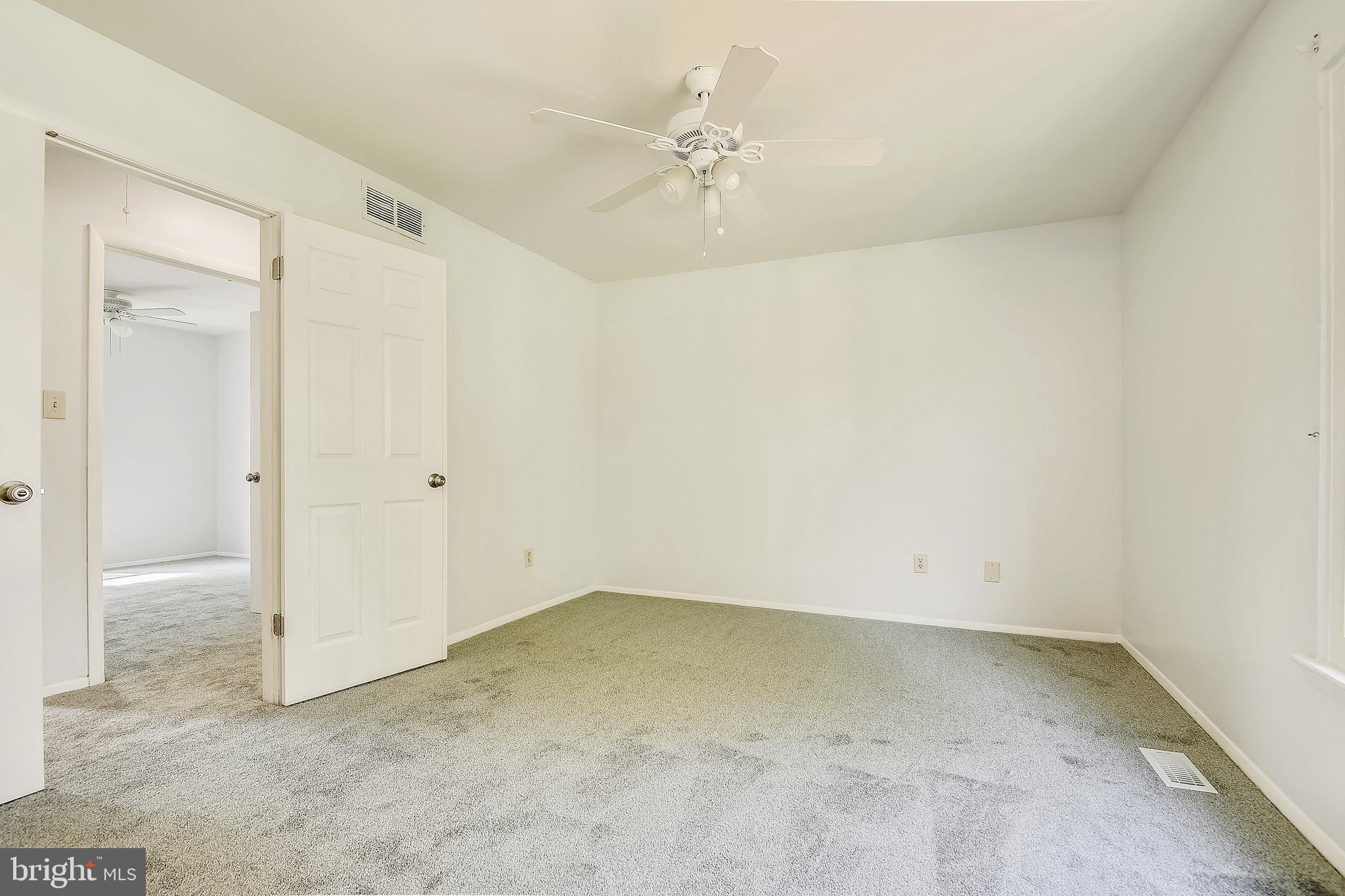 7112 Oliver Beach Road Baltimore, MD 21220 - Photo 23 of 35