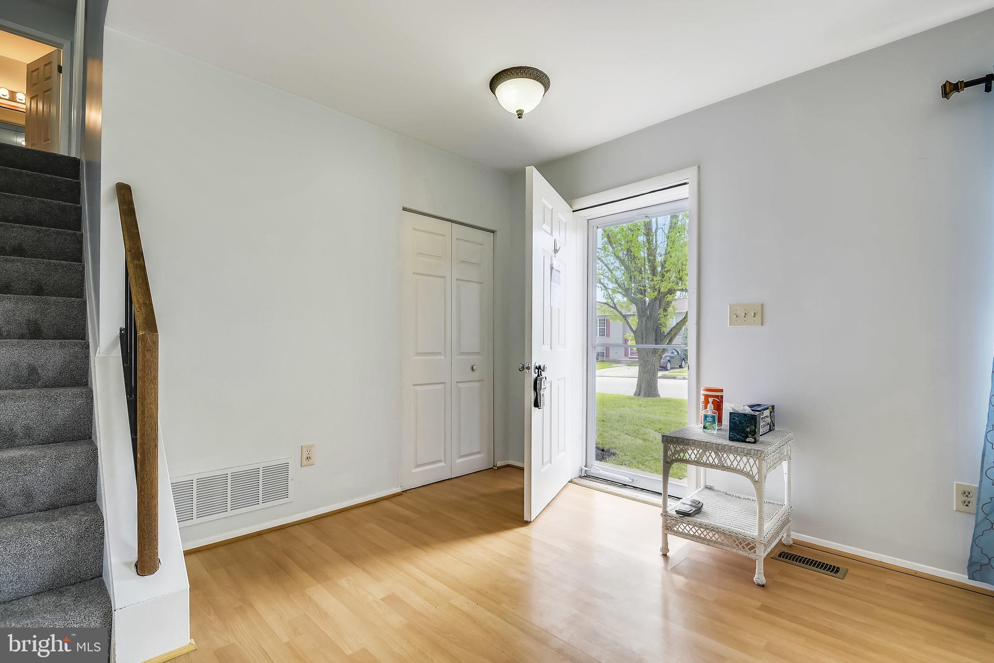 7112 Oliver Beach Road Baltimore, MD 21220 - Photo 4 of 35