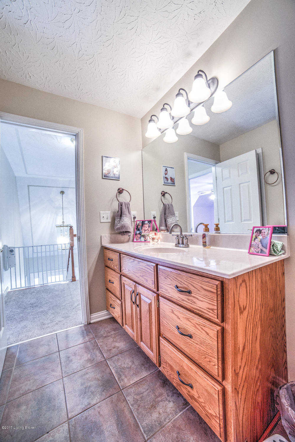 7612 Stone Ledge Road Louisville, KY 40291 - Photo 39 of 63 7612 Stone ledge RD (30 of 66)
