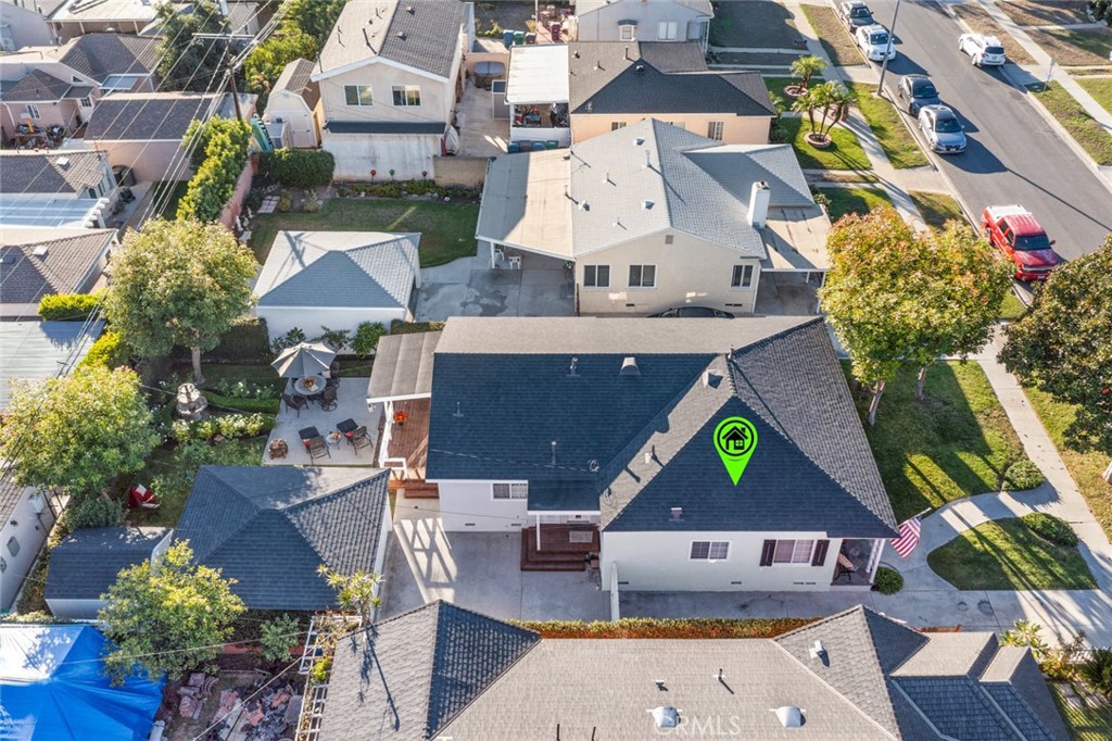 520 West 37th Street Long Beach, CA 90806 - Photo 46 of 50 an aerial view of a house