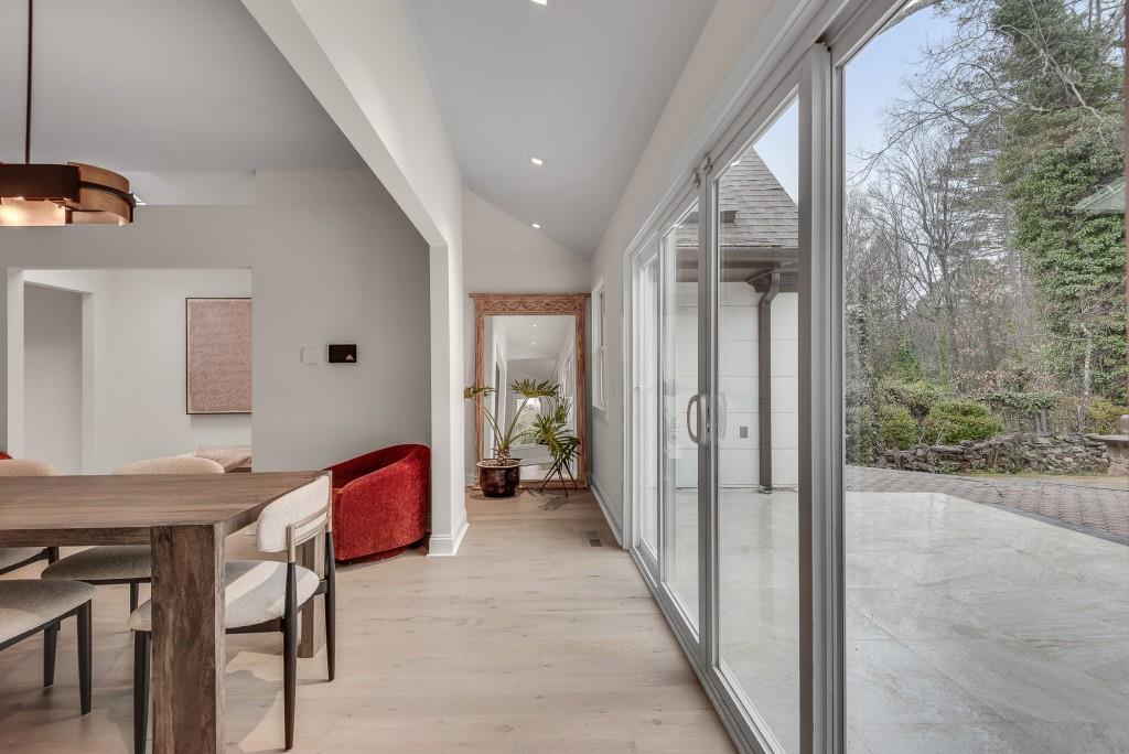 2362 Greenglade Road Northeast Atlanta, GA 30345 - Photo 15 of 39