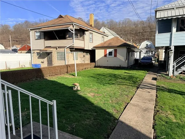 $139,900 | 1304 5th Avenue, Ford City, PA 16226