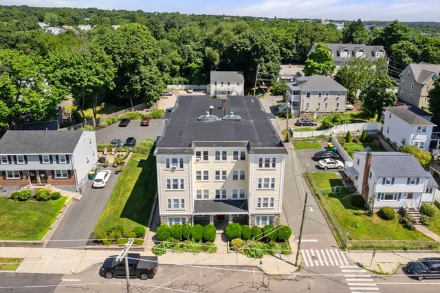 $1,800 | 47 Chapel Street, Unit 19, Norwood, MA 02062