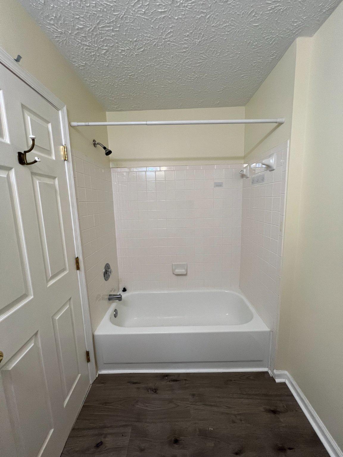 703 Orchard Overlook, Unit 301 Odenton, MD 21113 - Photo 19 of 28 Hall Bathtub Area