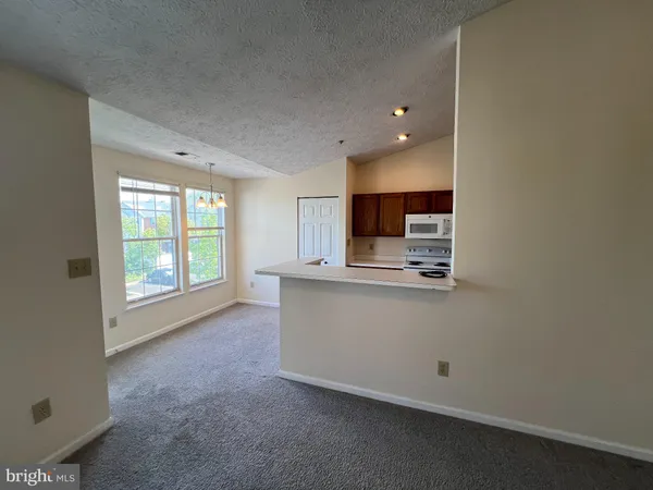 $2,195 | 703 Orchard Overlook, Unit 301, Odenton, MD 21113
