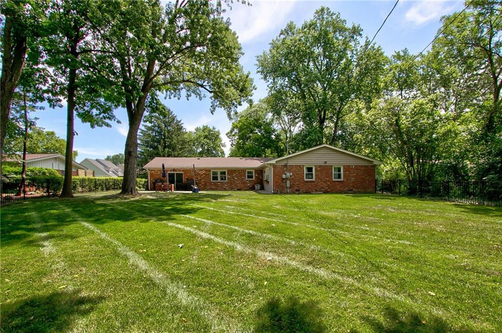 7412 Graham Road Indianapolis, IN 46250 - Photo 28 of 32 Gallery Image 28