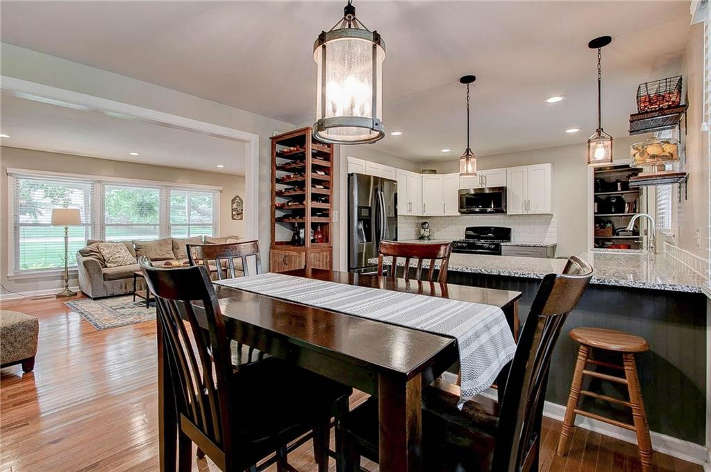 7412 Graham Road Indianapolis, IN 46250 - Photo 9 of 32 Gallery Image 9