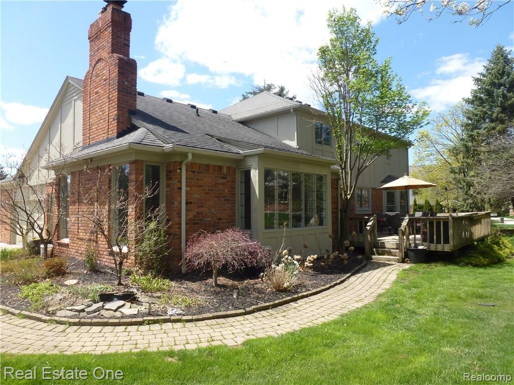 3536 Holiday Court Rochester Hills, MI 48306 - Photo 6 of 63
